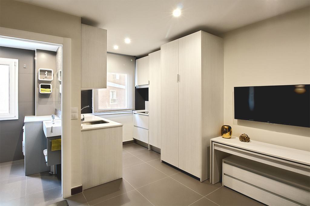 Apartamentos Malagueta Urban Beach Málaga Exteriör bild