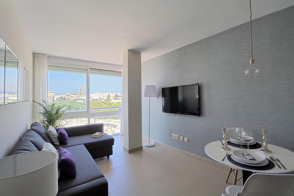 Apartamentos Malagueta Urban Beach Málaga Exteriör bild