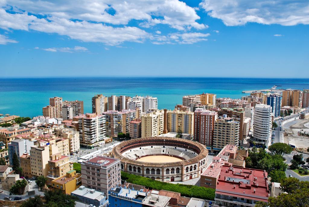Apartamentos Malagueta Urban Beach Málaga Exteriör bild